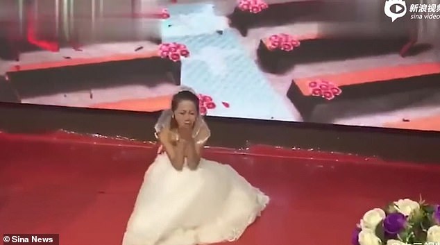  Ex-Girlfriend of groom Crashes Into His Wedding Wearing a Bridal Gown