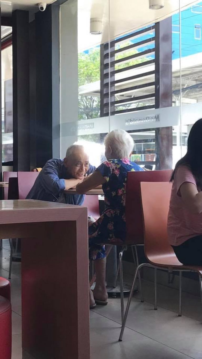 Picture Of Adorable Elderly Couple Where Man Stares Lovingly At His Woman Went Viral