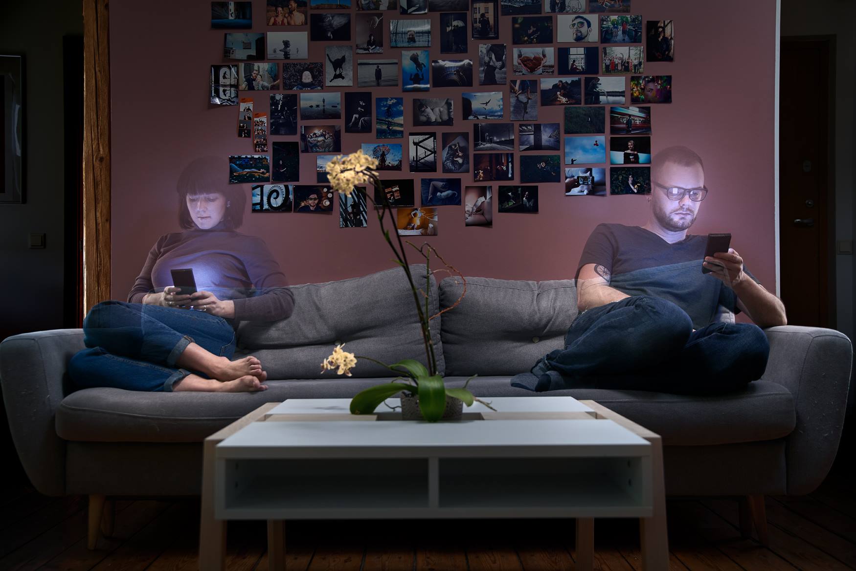 The "Disconnecting Connection" Project Illustrates The Harsh Reality Of The Time