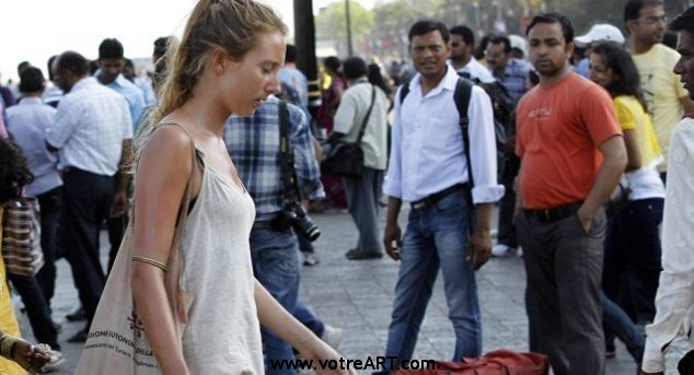 7 Common Things A Foreigner Must Avoid Doing In India