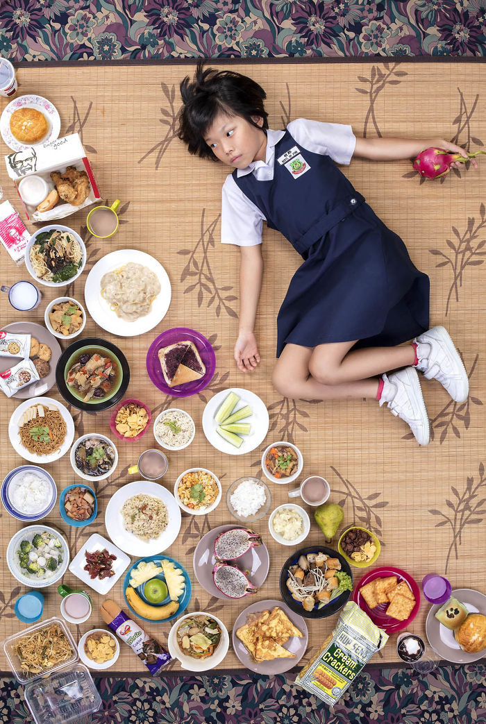 Photographer Clicks Pictures Of Food Eaten By Kids In One Week Around The World