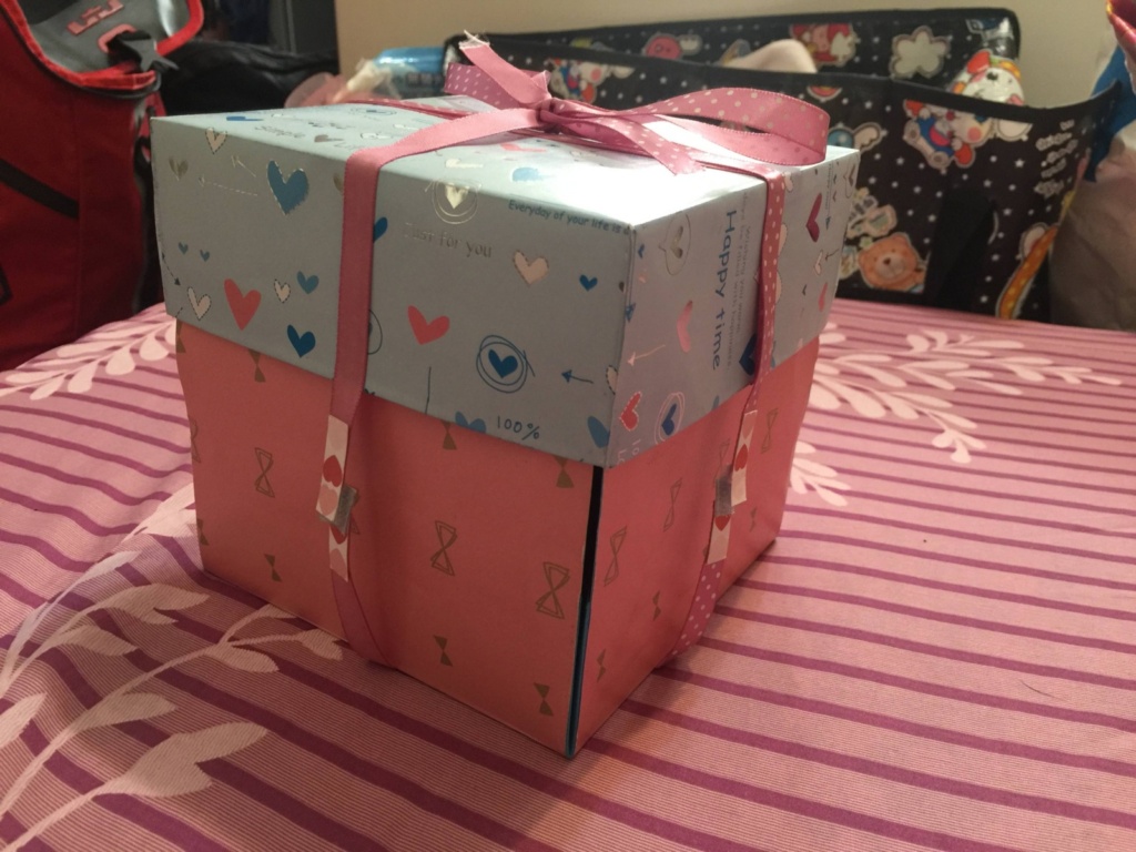 Girl Makes Explosion Memory Box For Boyfriend, Gets Back That It Is Useless