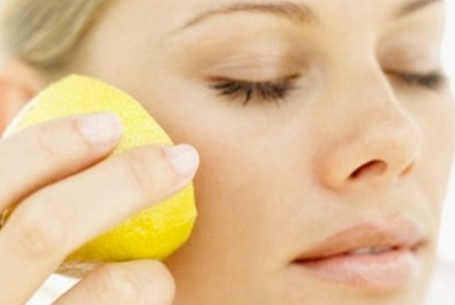 Easy Tricks To Remove Your Blackheads And For Getting A Glowing Skin