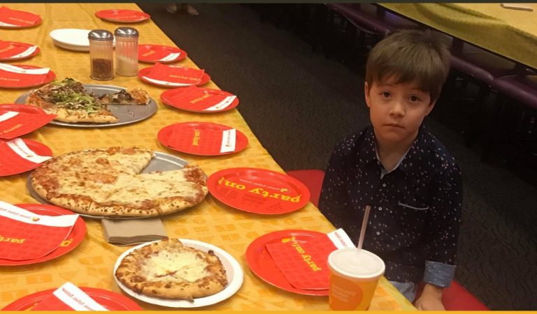 6-Year-Old Boy Eats Alone After Nobody Turned Up At His Birthday Party