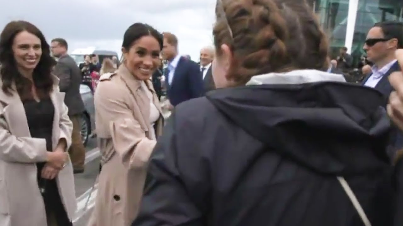 Meghan Markle's Reaction When She Spots A Girl She Used To Follow On Instagram 