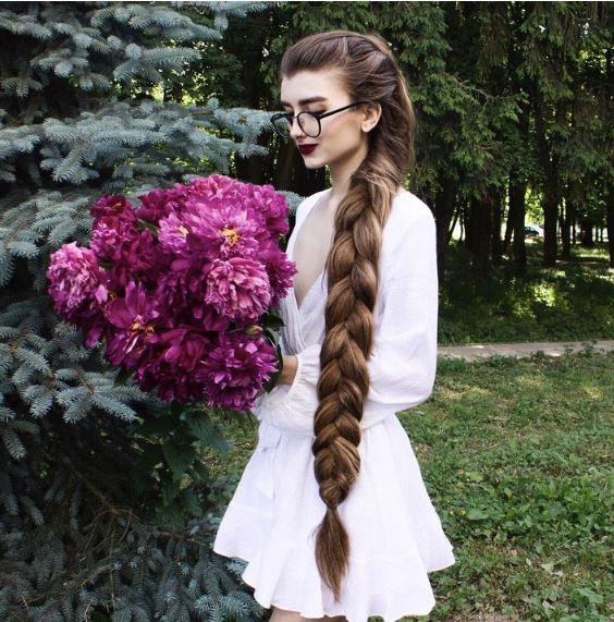 10 People Who Are Breaking The Internet With Their Hair