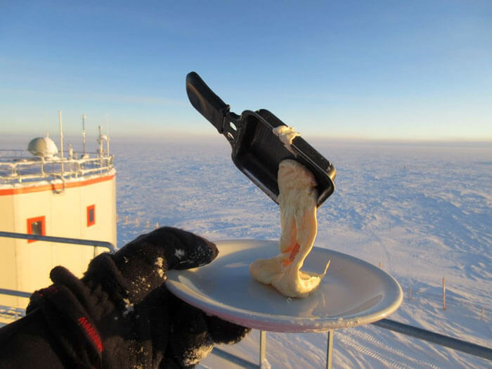 Cyprien Verseux Depicts What Really Happens When You Try To Eat At -70°C