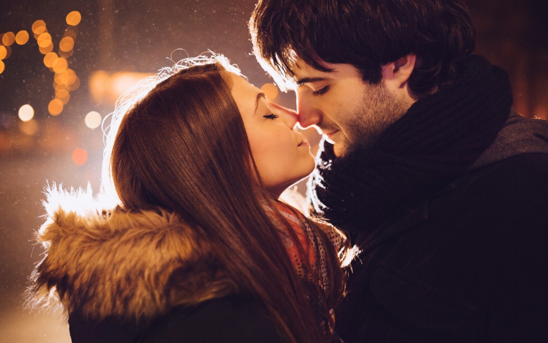 7 Things That Could Work As A Major Turn-Off While You Are Kissing Your Partner