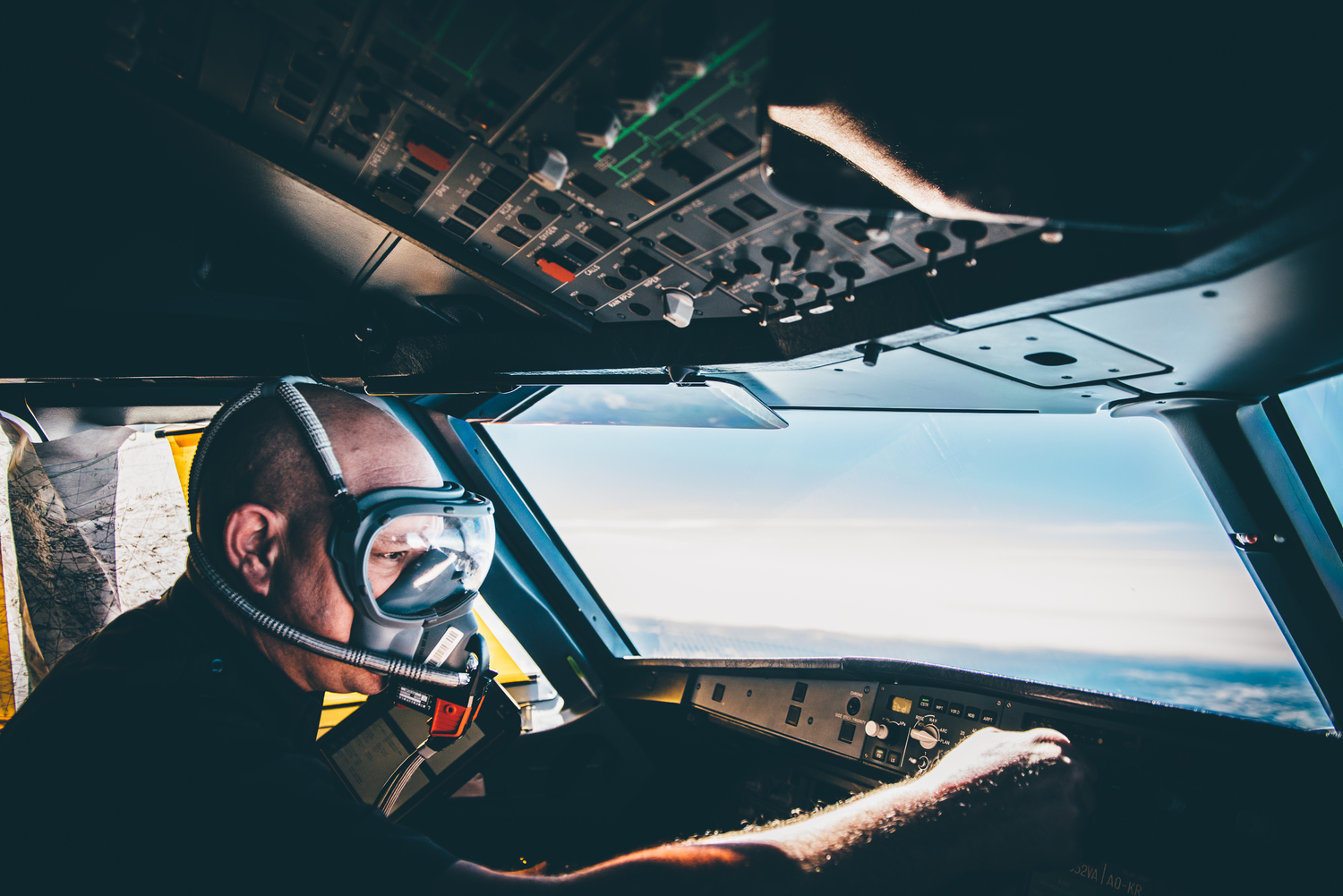 10+ Pictures That Show The Reality Of Being A Flight Attendant