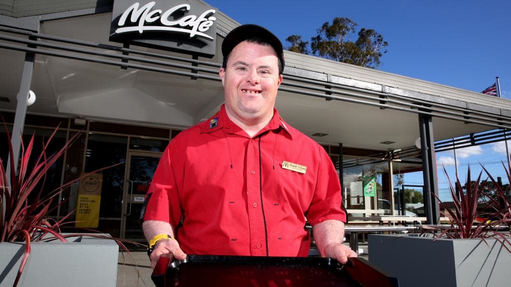 Beloved Mcdonalds Worker With Down Syndrome Retires Proudly After 32 Years 5312