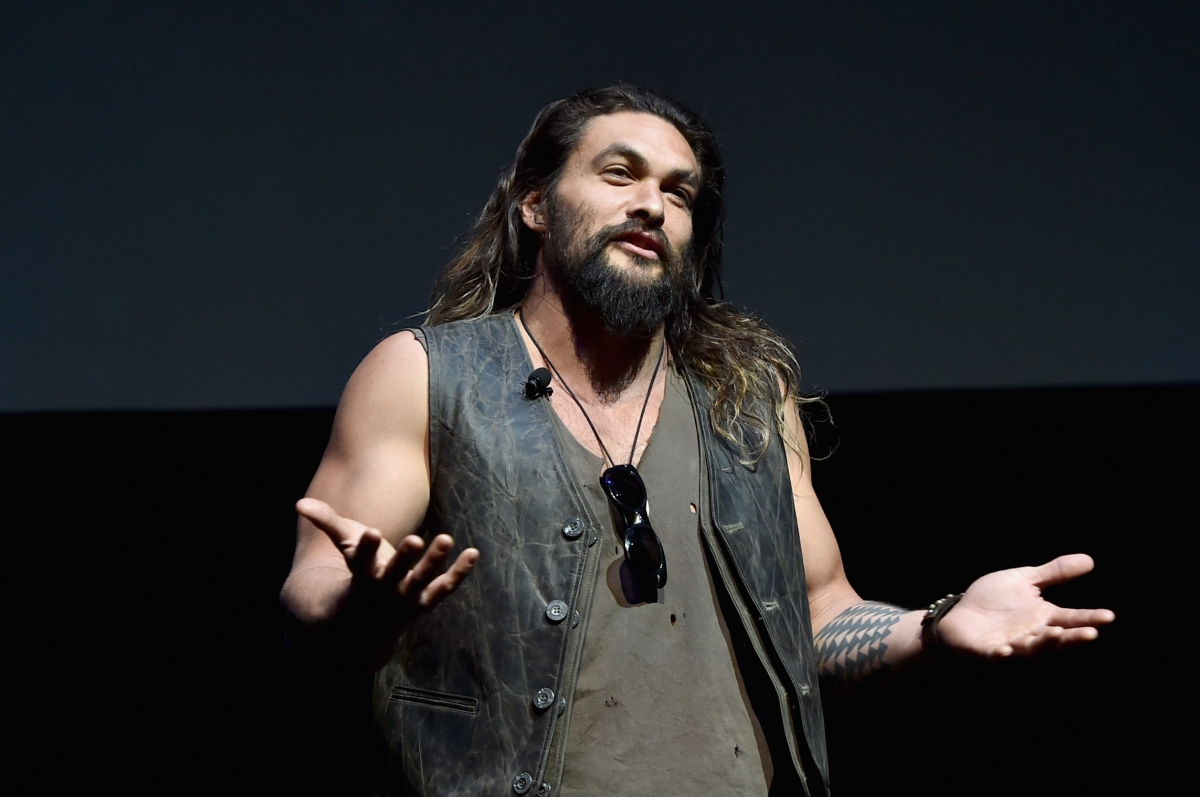 Aquaman Superstar Jason Momoa Crashed a wedding With His Trident