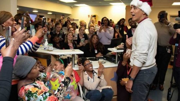 Former American President Obama Served Hospitalized Kids As Santa Claus As He Brought Them Gifts And Christmas Cheers