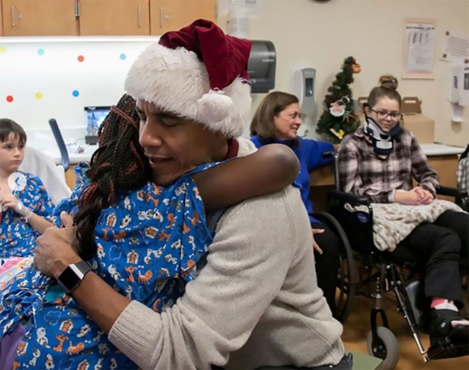 Former American President Obama Served Hospitalized Kids As Santa Claus As He Brought Them Gifts And Christmas Cheers