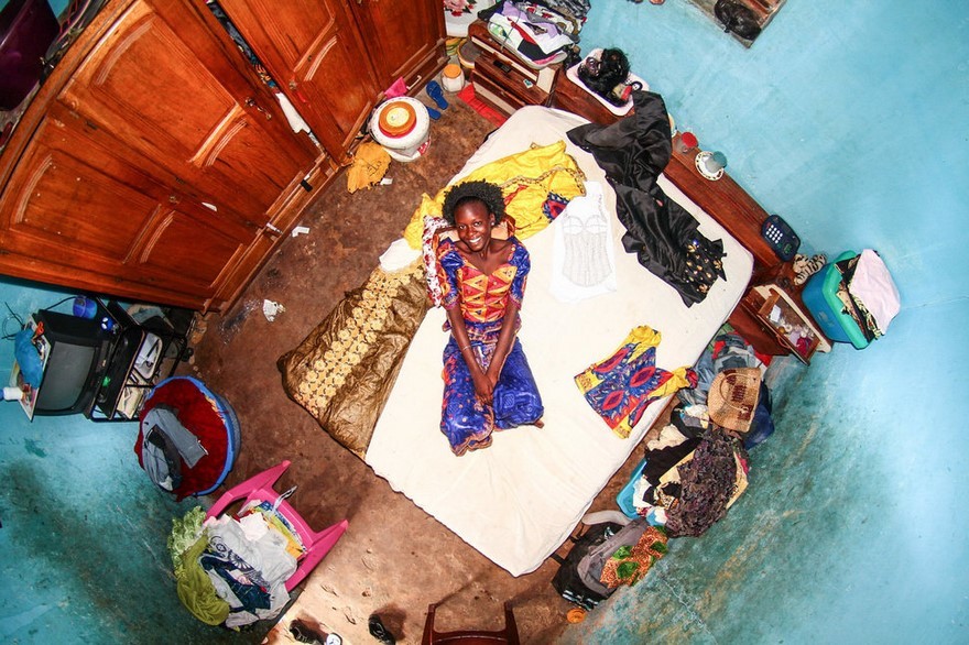 30 Bedroom Pictures Showing Millennial's Lifestyle Around The World