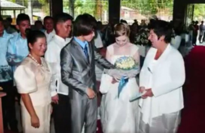 Canadian Woman Travels More Than 8000 Miles To The Philippines To Marry The Boy She Met Online