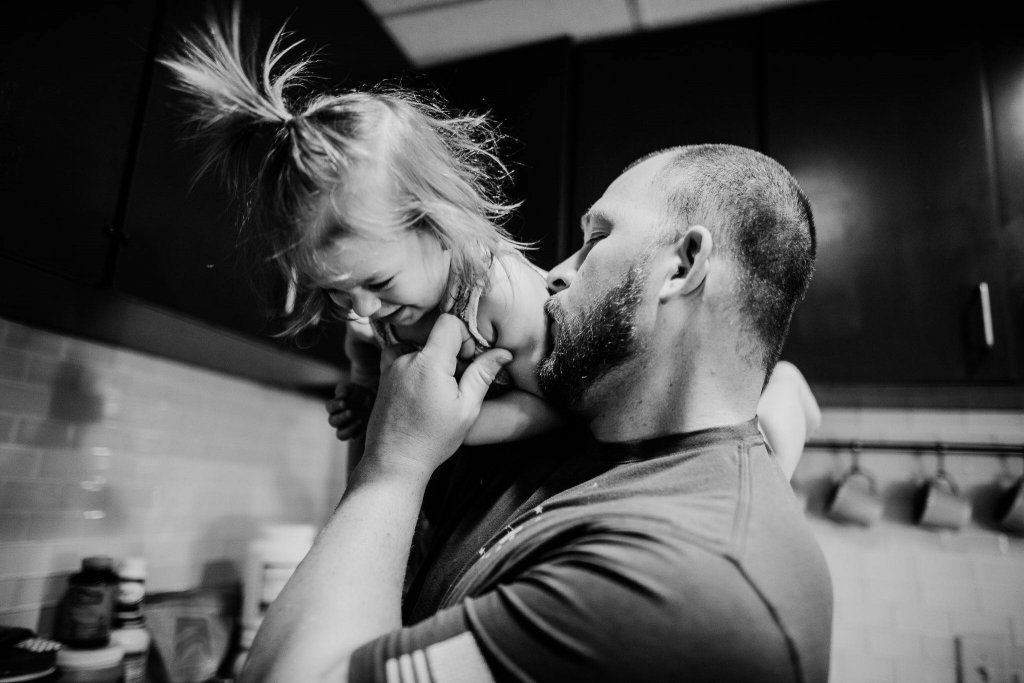 Photoshoot Of A Dad And A Stepdad With Their Daughter Goes Viral