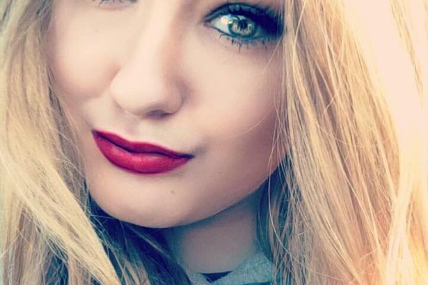 This Girl Sells His Boyfriend's Xbox After He Cheated On Her