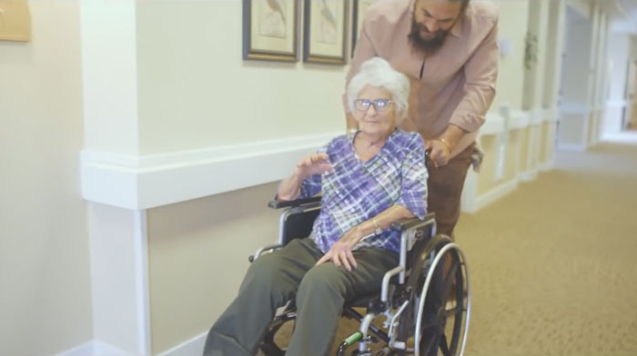 Jason Momoa visiting grandma