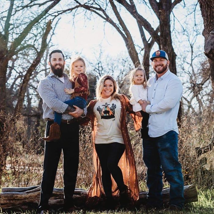 Photoshoot Of A Dad And A Stepdad With Their Daughter Goes Viral