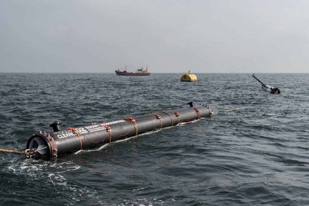 Turns Out That The Genius 18-Year-Old Kid Who Said That He Could Get The Ocean Clean Itself Was Right 