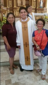 Meet Reverend Jay-R, The Handsome Priest Who Went Viral On Social Media