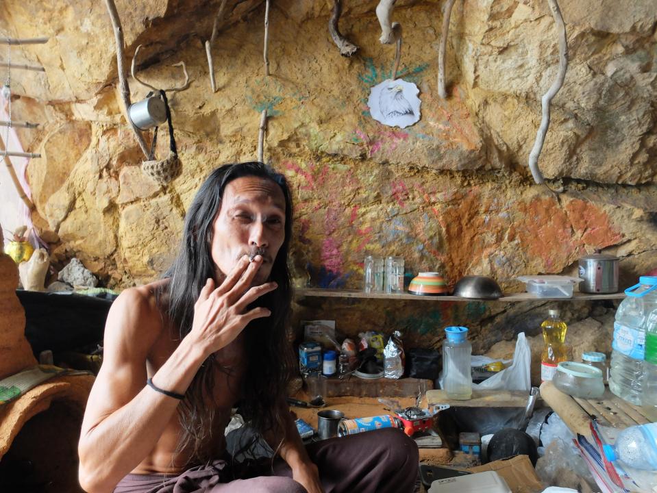 This Caveman Won The Heart Of A Russian Woman And Made Her Visit His Cave