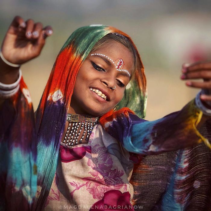 Photographer Travels Across The India To Capture Local Beauty