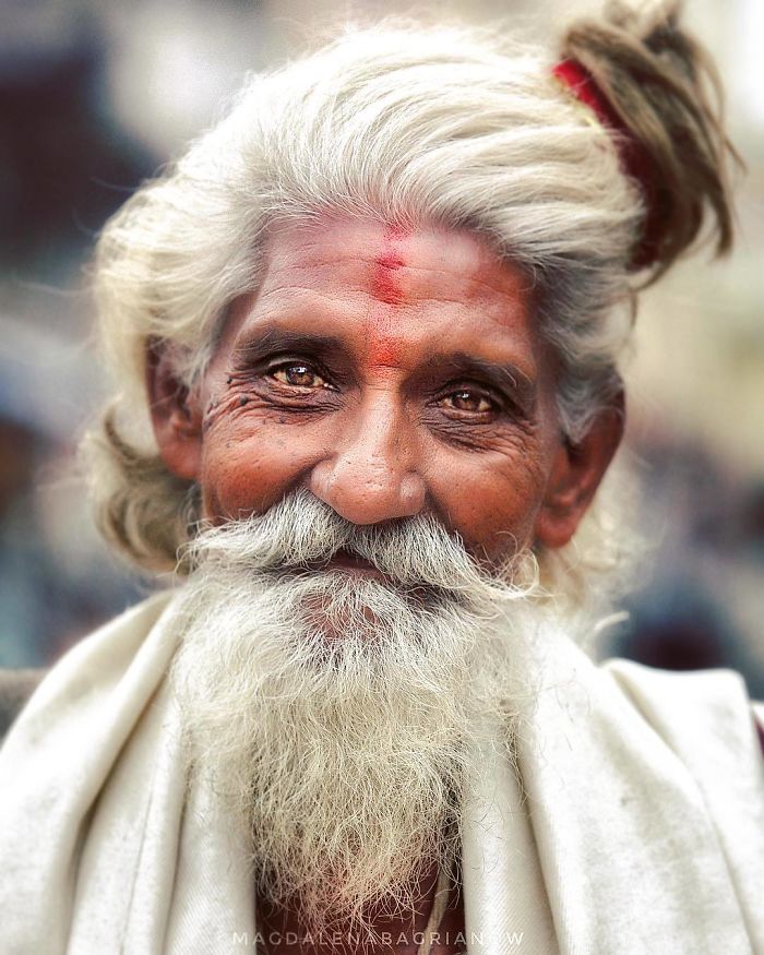 Photographer Travels Across The India To Capture Local Beauty