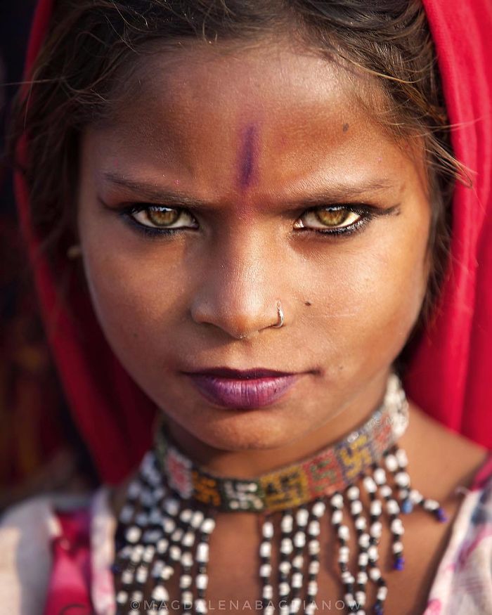 Photographer Travels Across The India To Capture Local Beauty