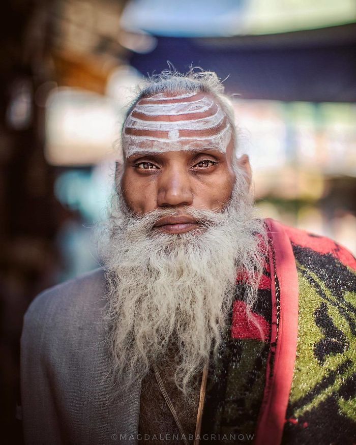 Photographer Travels Across The India To Capture Local Beauty