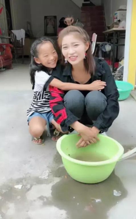 This Construction Worker In China Is Breaking All Gender Stereotypes