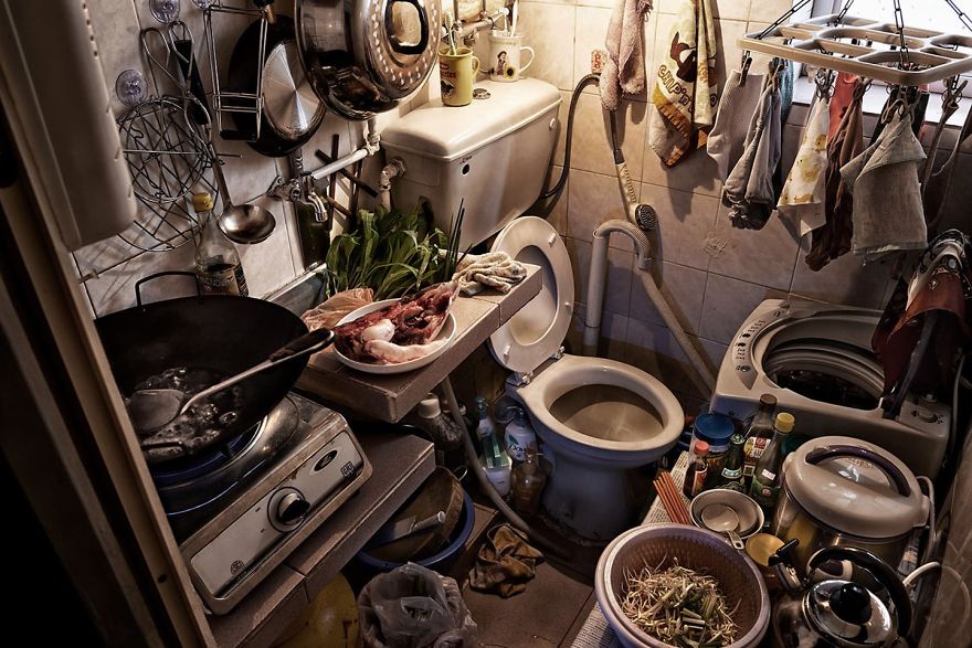 coffin cubicles, living conditions, Hong Kong