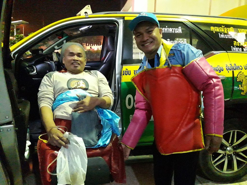 This Warm-Hearted Taxi Driver Helps People Who Cannot Afford The Expensive Ambulance Services  