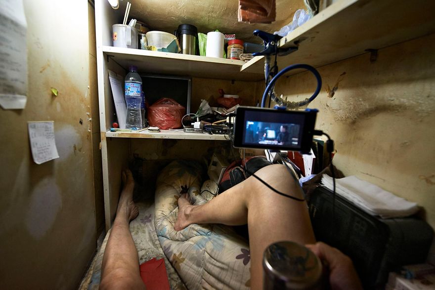 coffin cubicles, living conditions, Hong Kong