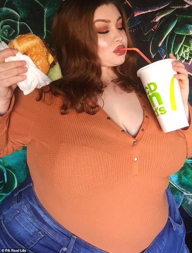 209 kg Woman Gets Paid To Eat 10,000 Calories In A Day