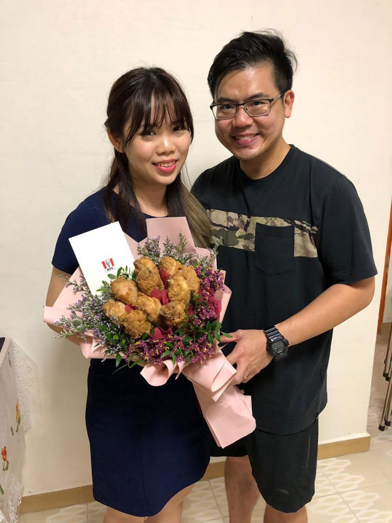 Couple Loved KFC So Much That They Got Married With A Bouquet Of KFC Chicken