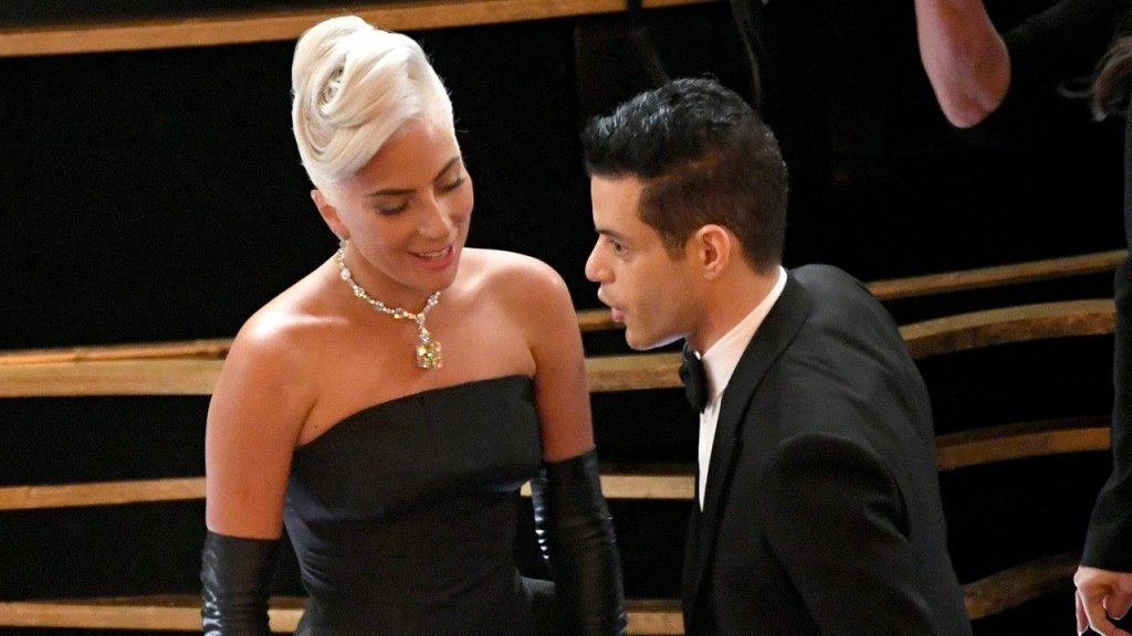 Lady Gaga Fixes Bowtie Of Rami Malek At The Oscars And Won Everybody's Hearts