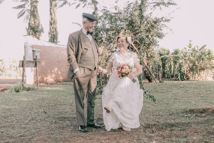 Elderly Couple Had A Photoshoot 60 Years After Their Wedding