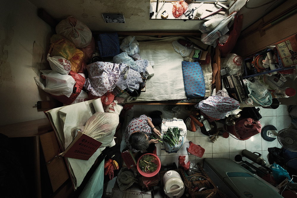 coffin cubicles, living conditions, Hong Kong