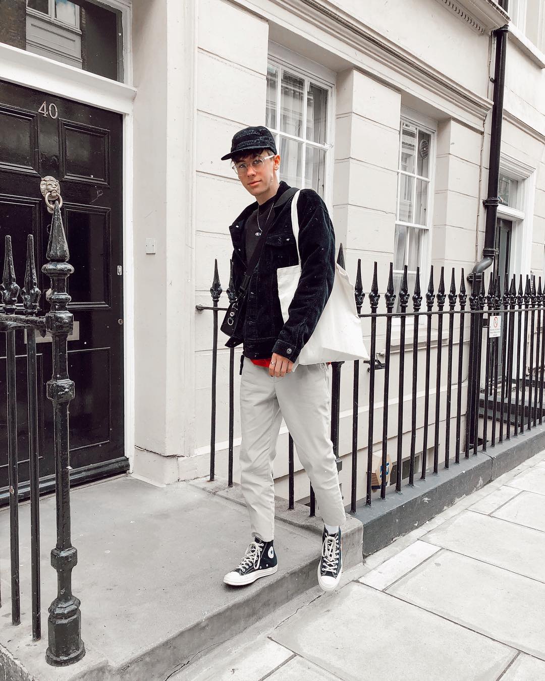 Teen Revealed How Easy It Was For Him To Fake Being Rich On Instagram!