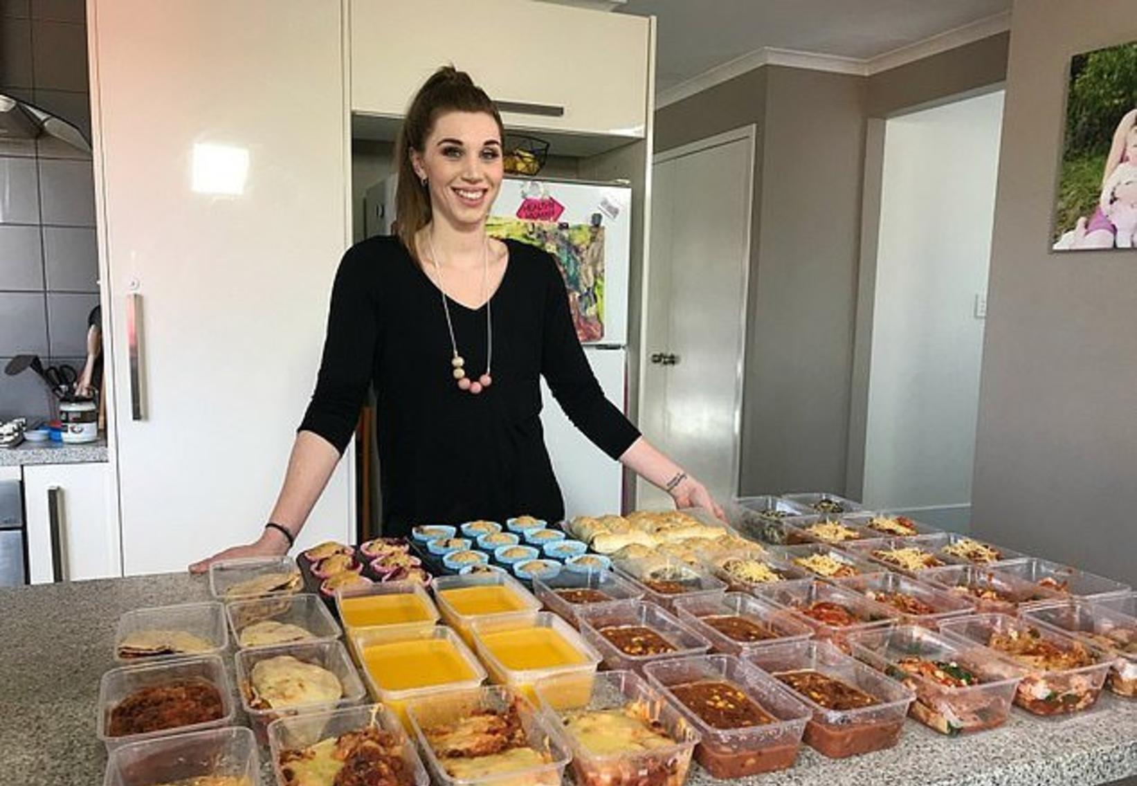 Pregnant Mommy Cooked 152 Meals & 228 Snacks Before Delivery So That She Can Rest Later