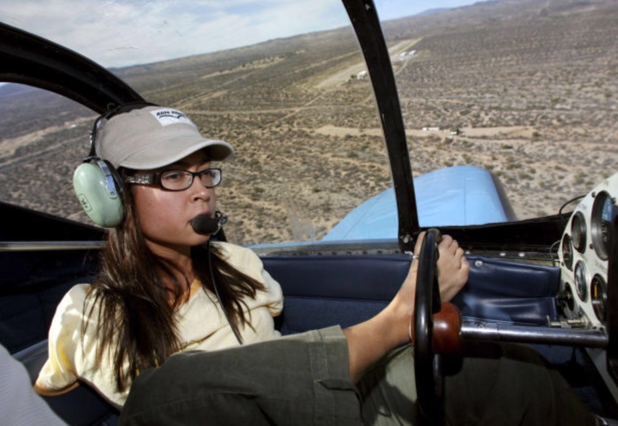 Armless Female Pilot Is Defying All Odds By Flying The Plane With Her Feet