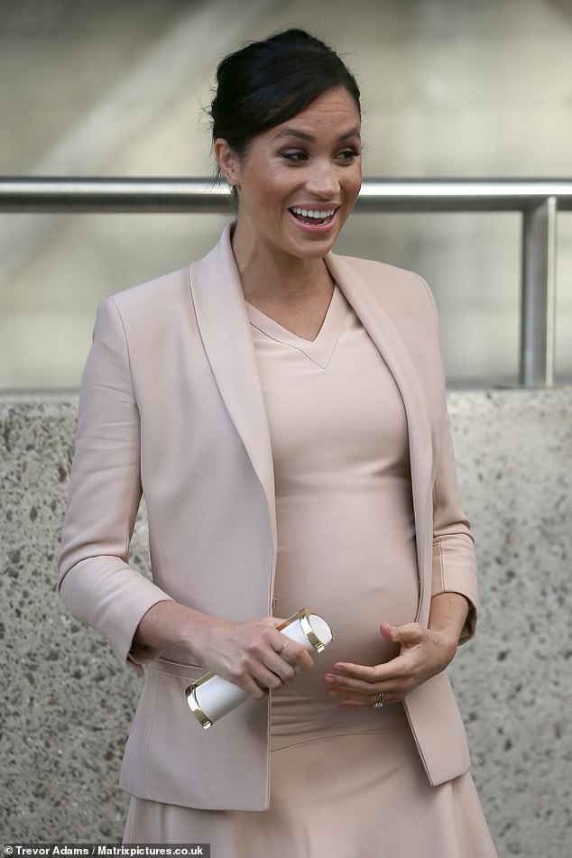 A Video Showing Meghan Feeling A Kick On Her Belly At The Visit To The National Theatre Shared