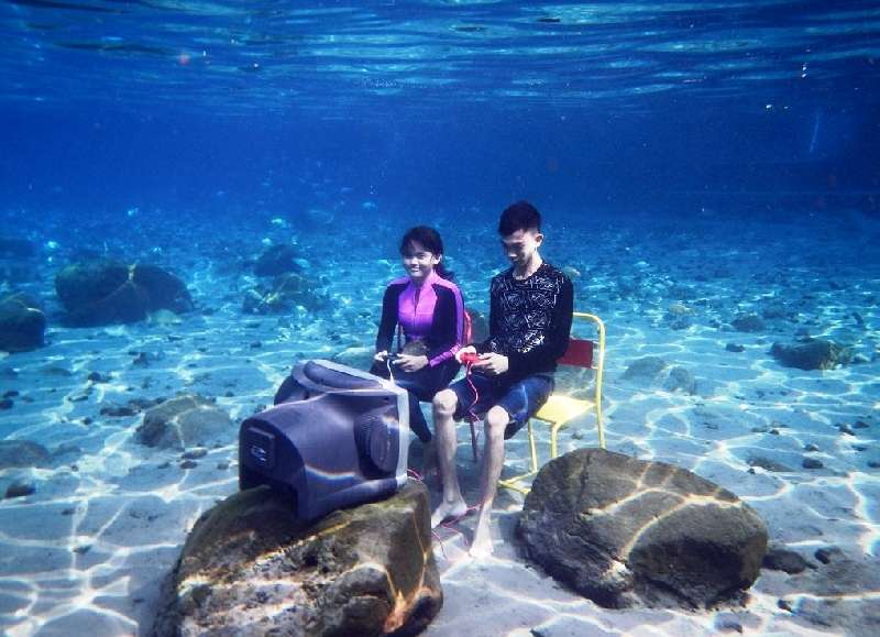 This Underwater Attraction In Indonesia Is Best To Visit And Take The Most Of Pictures