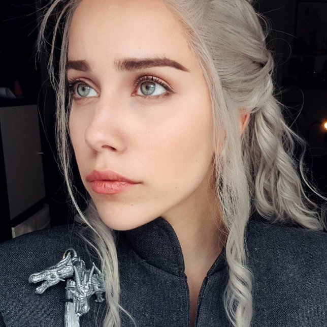 The Best And The Most Realistic Cosplay Portraying The GoT Character Khaleesi You Would ever See