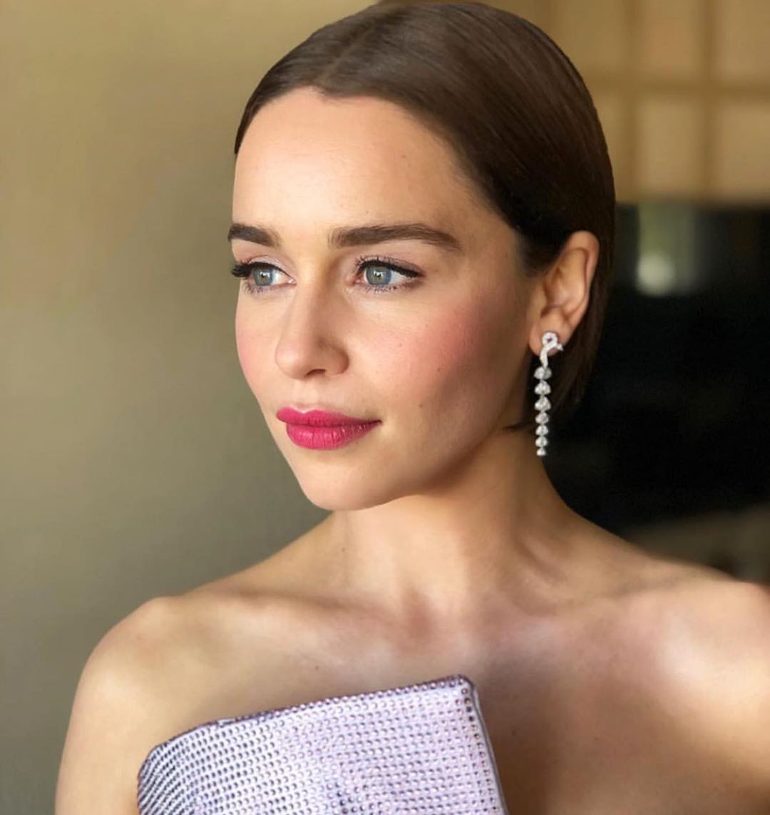 GOT Actress Emilia Clarke Reveals Her Health Problems That Almost Killed Her