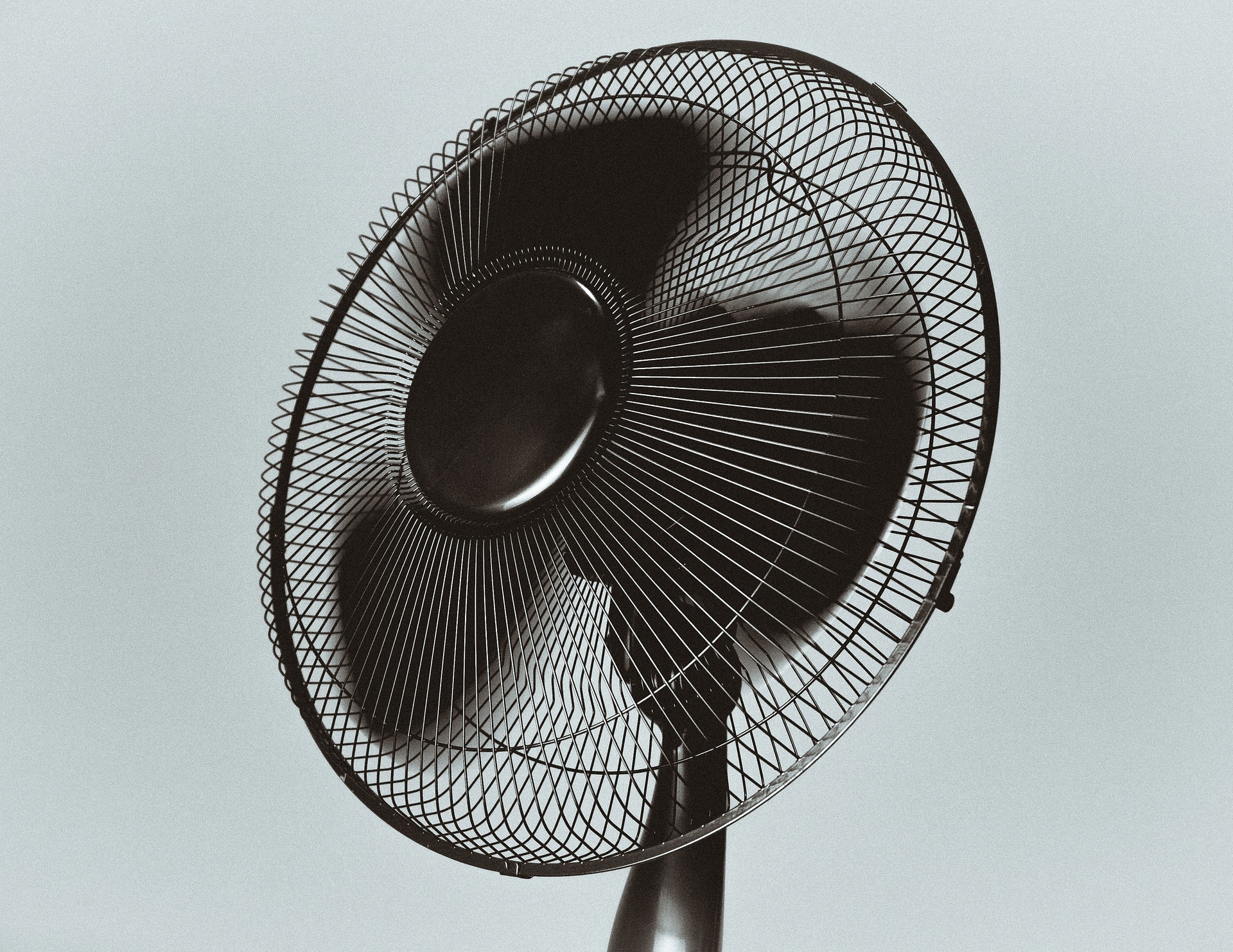 Keeping The Fan Turned On All Night While Sleeping Can Cause You Health Problems