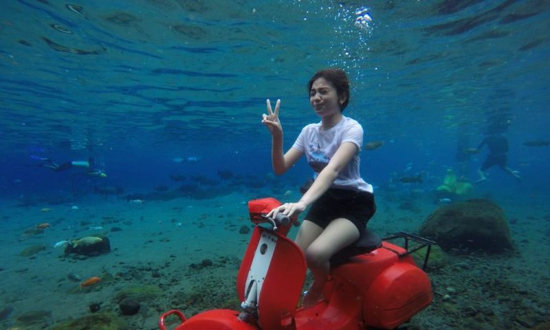 This Underwater Attraction In Indonesia Is Best To Visit And Take The Most Of Pictures