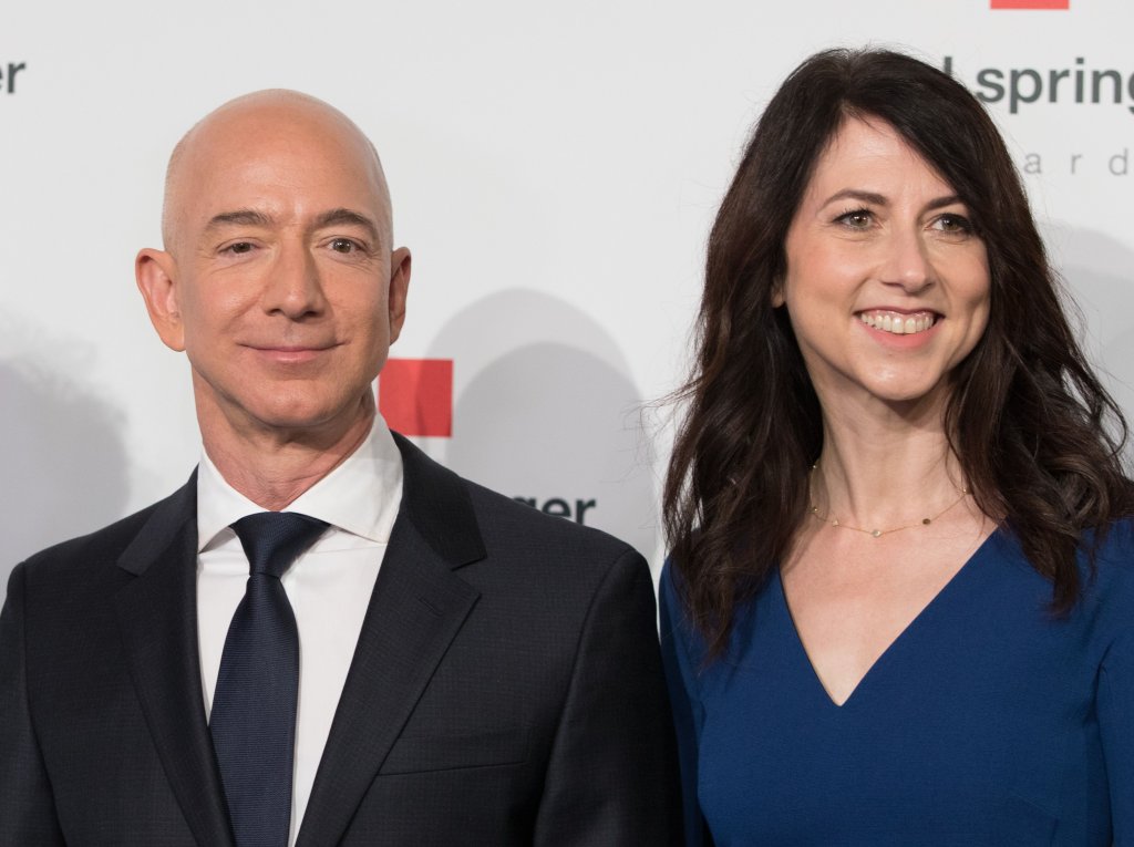 MacKenzie Bezos Will Become The World's Fourth Richest Woman After Divorce Settlement