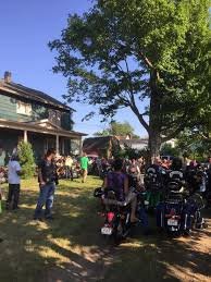 Man Wanted To Hear Harley’s Roar While Taking His Last Breaths, Over 100 Bikers Came To Fulfill His Wish